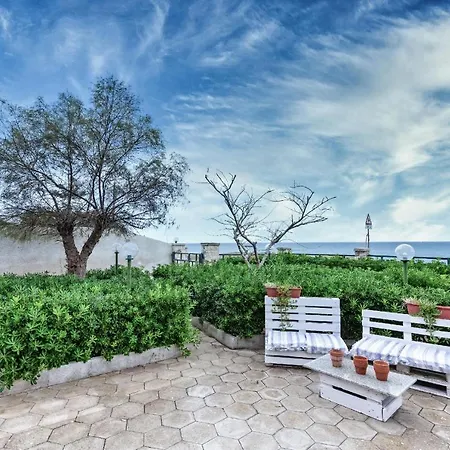 Vista Mare Specchia Villa *